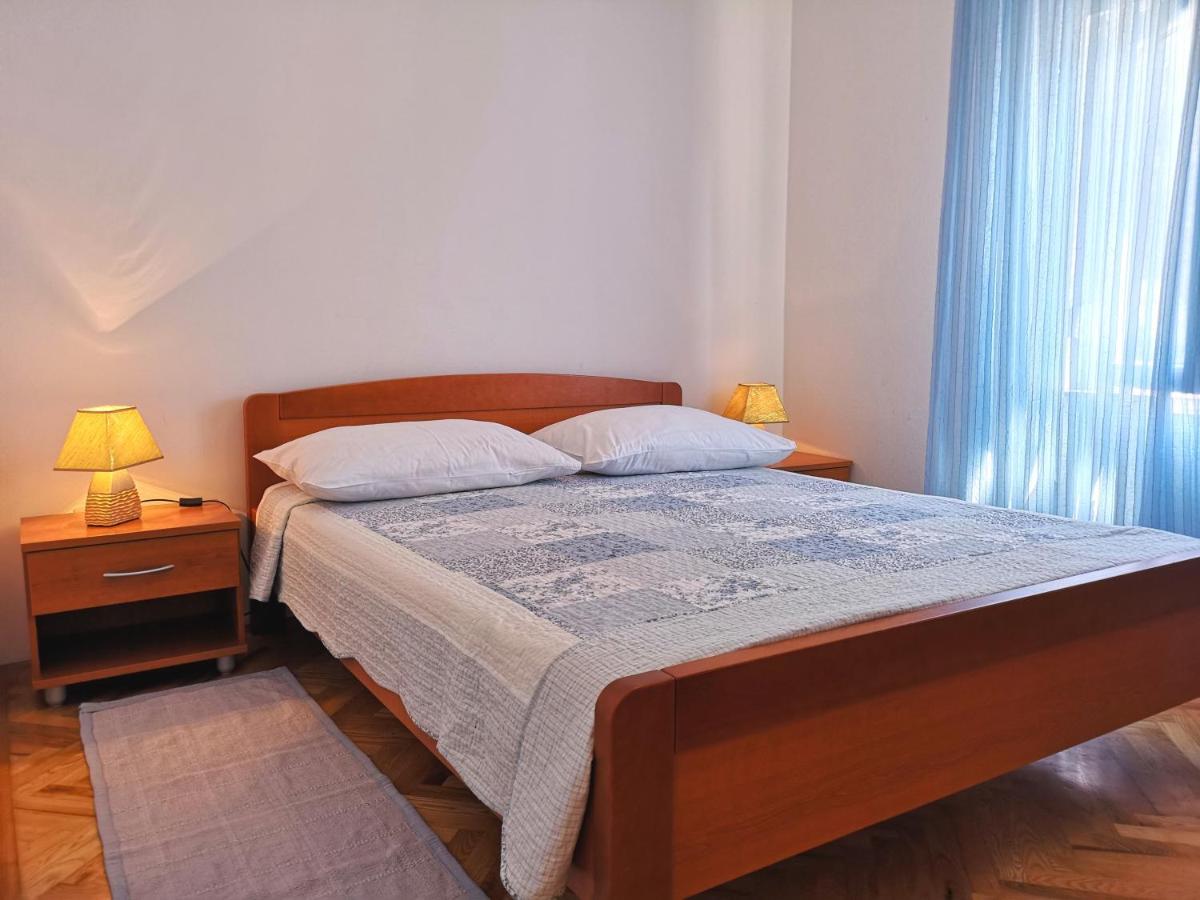 Apartments With A Swimming Pool Banjol, Rab - 11382 외부 사진