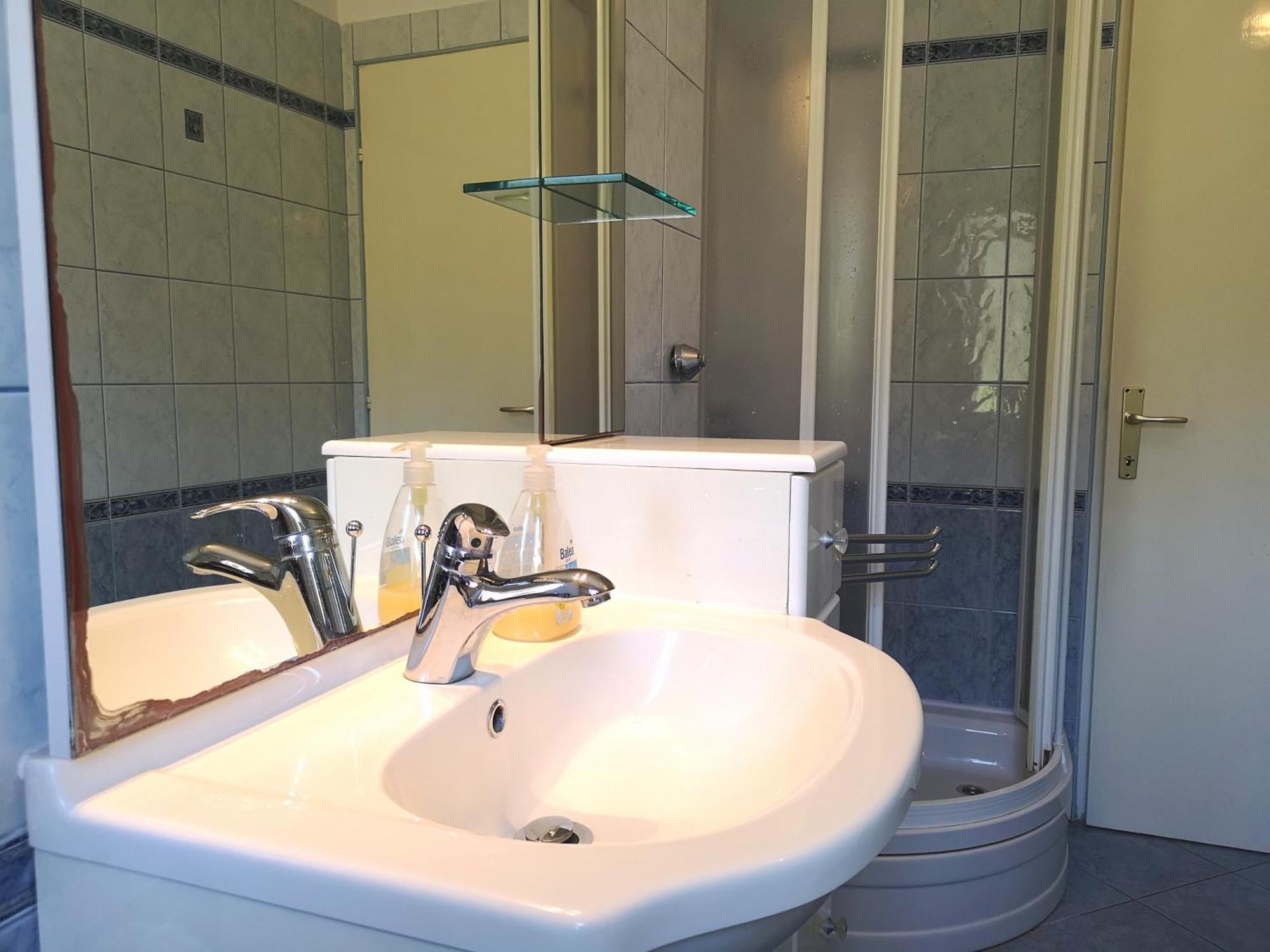 Apartments With A Swimming Pool Banjol, Rab - 11382 객실 사진
