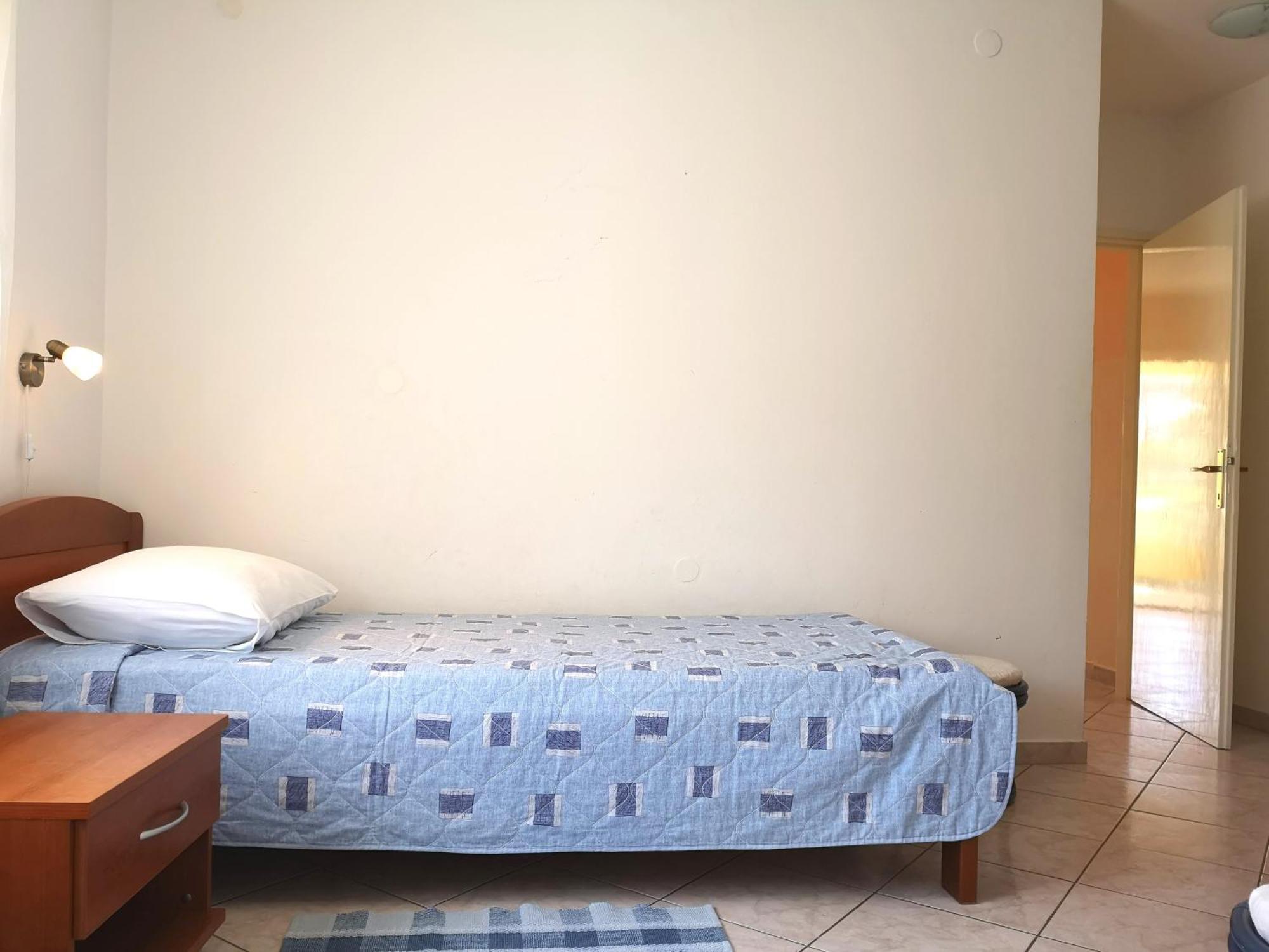 Apartments With A Swimming Pool Banjol, Rab - 11382 객실 사진