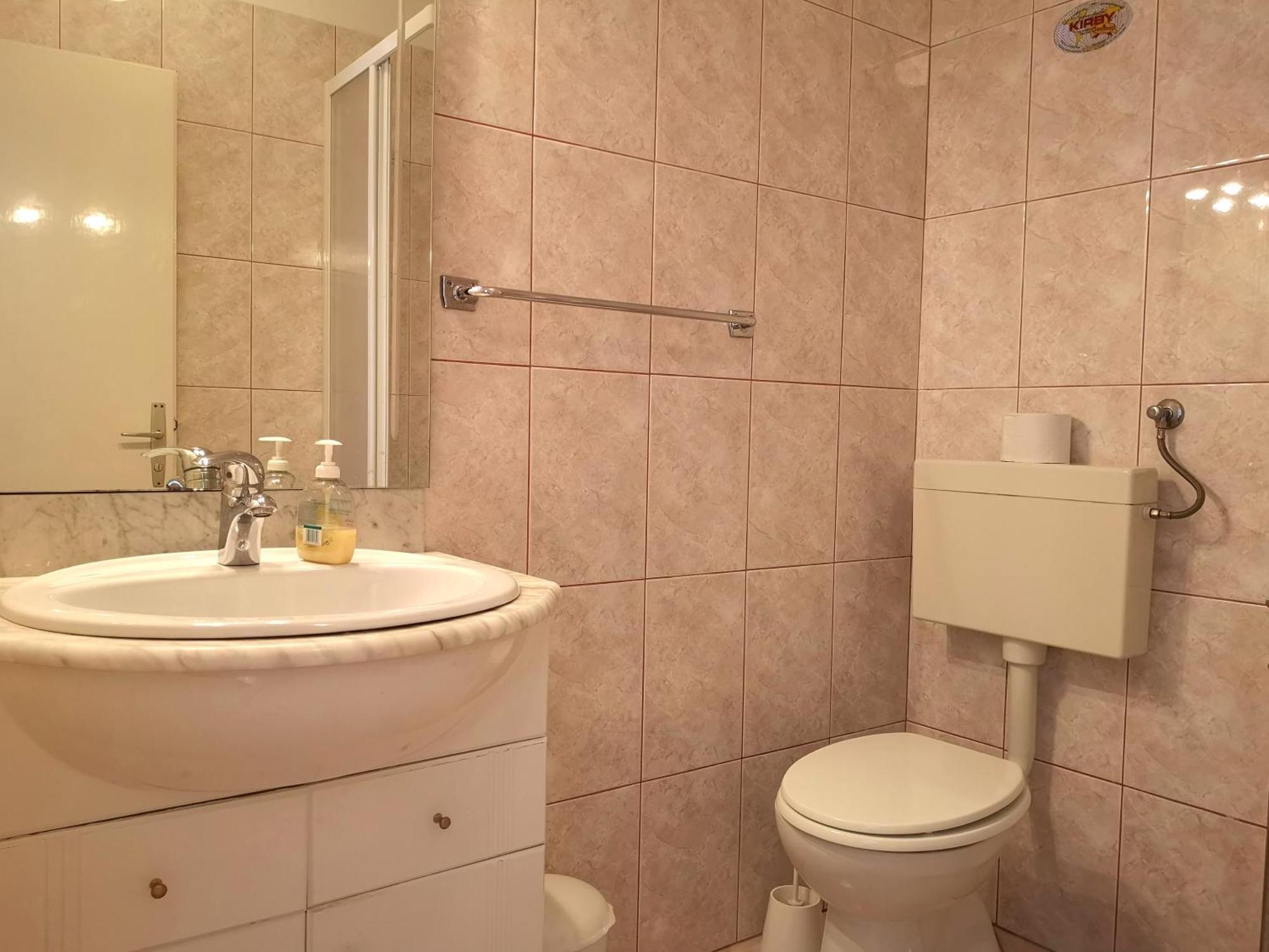 Apartments With A Swimming Pool Banjol, Rab - 11382 객실 사진
