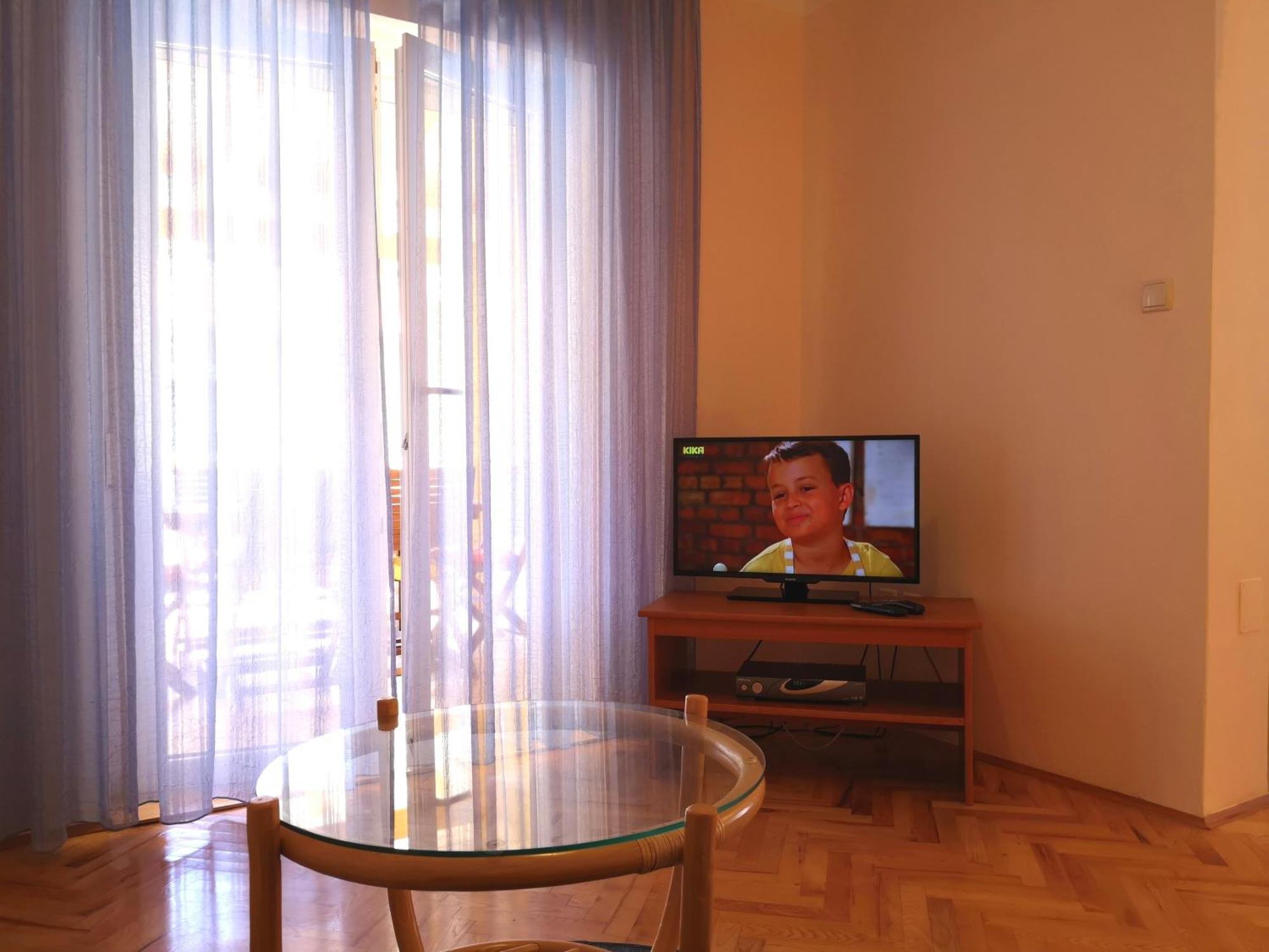 Apartments With A Swimming Pool Banjol, Rab - 11382 객실 사진